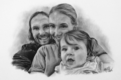 kresbanaprani-portret-obraz-nazakazku-kresby-art-realisticka-A3-rodina-RadekZdrazil-20190701